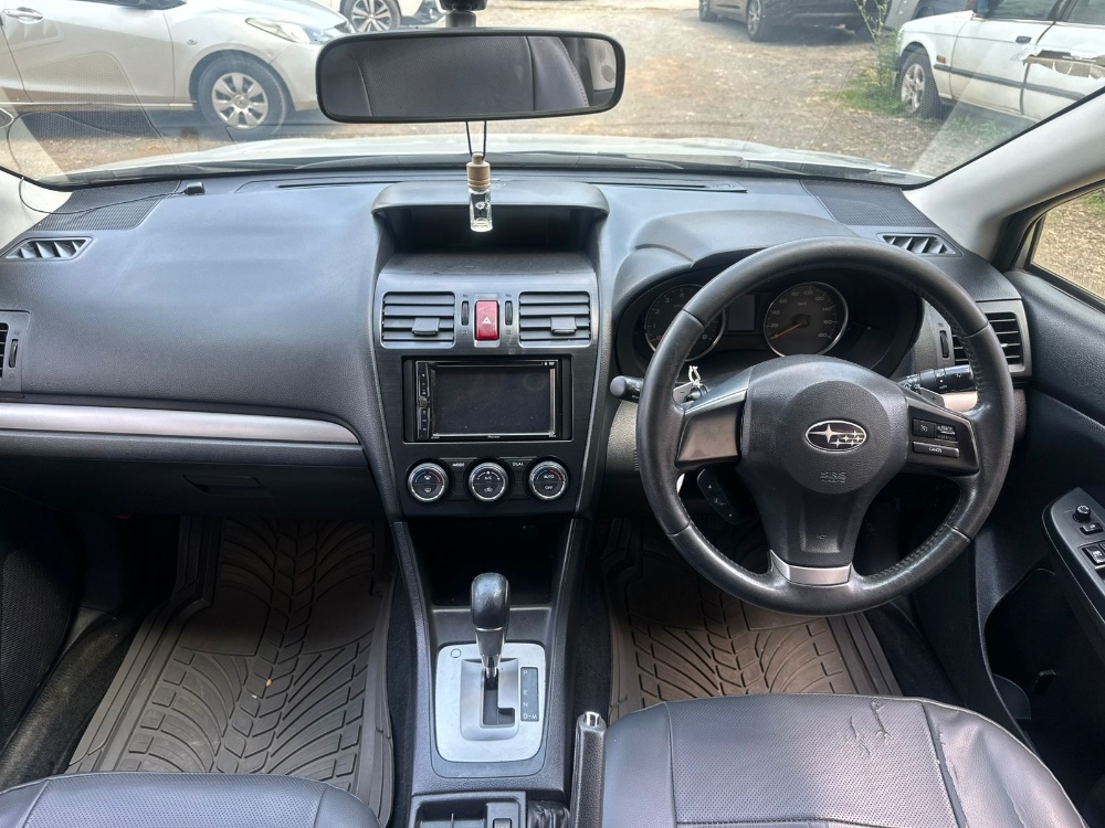 Best cars in kenya - subaru-xv-iid-1084
