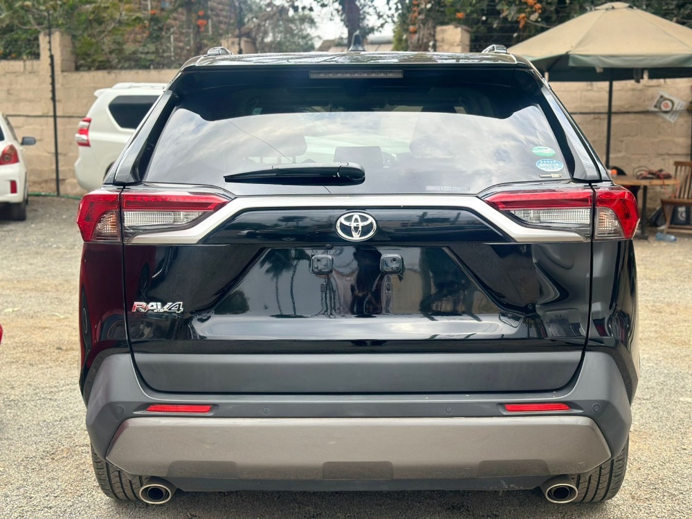 Best cars in kenya - toyota-rav-4-iid-1052