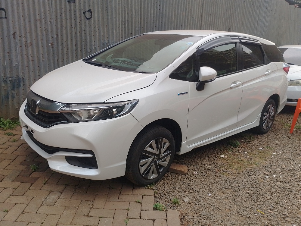 Best cars in kenya - honda-shuttle-iid-1037