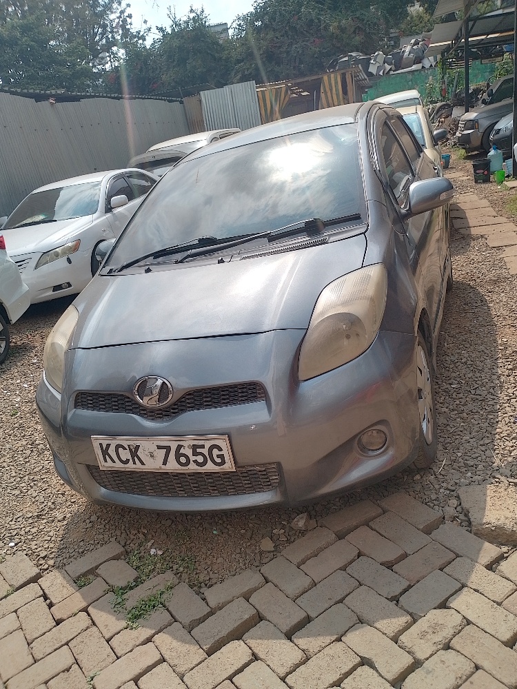 Best cars in kenya - toyota-vitz-iid-1066
