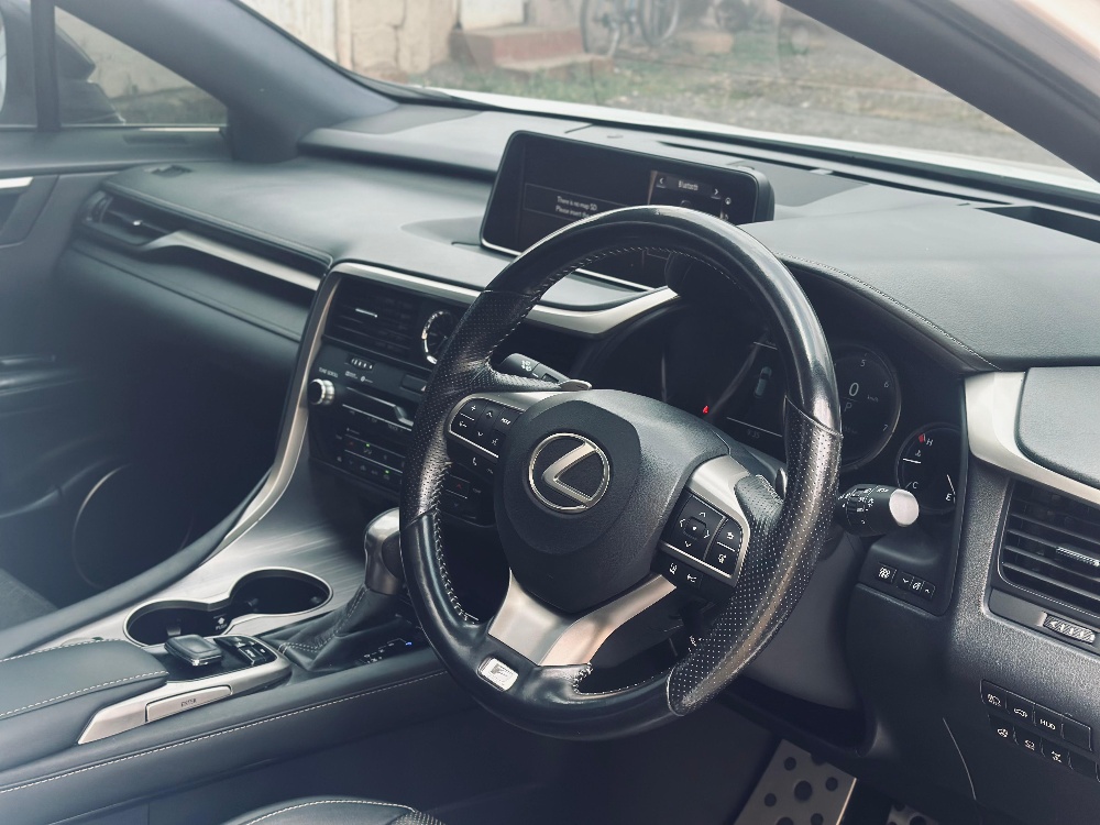 Best cars in kenya - lexus-rx-iid-1083