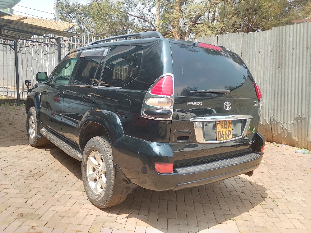 Best cars in kenya - toyota-land-cruiser-prado-iid-1058