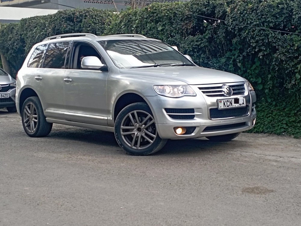 Best cars in kenya - volkswagen-toureg-iid-1067
