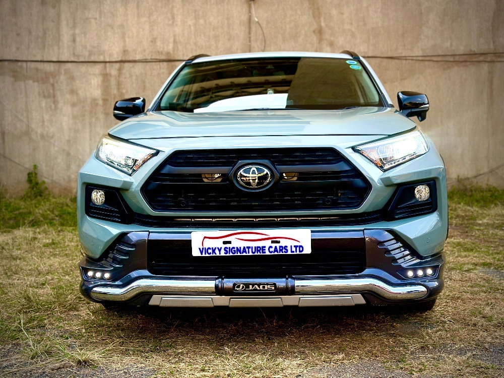 Best cars in kenya - toyota-rav-4-iid-1045