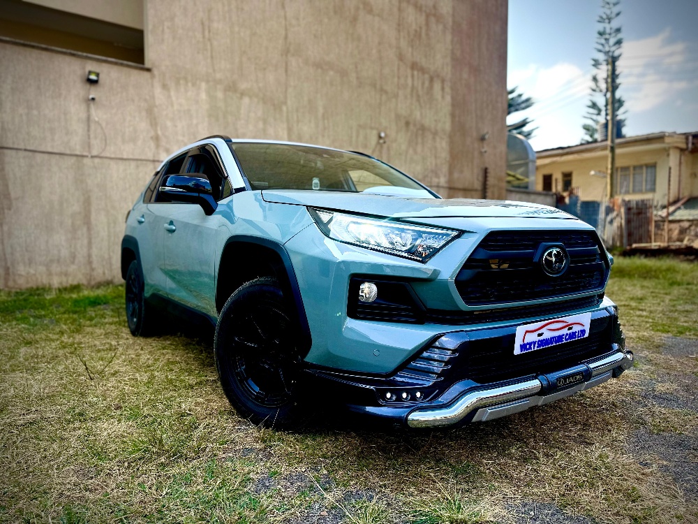 Best cars in kenya - toyota-rav-4-iid-1045