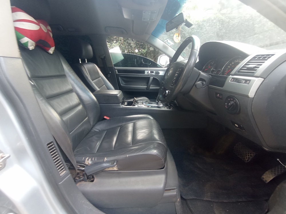 Best cars in kenya - volkswagen-toureg-iid-1067
