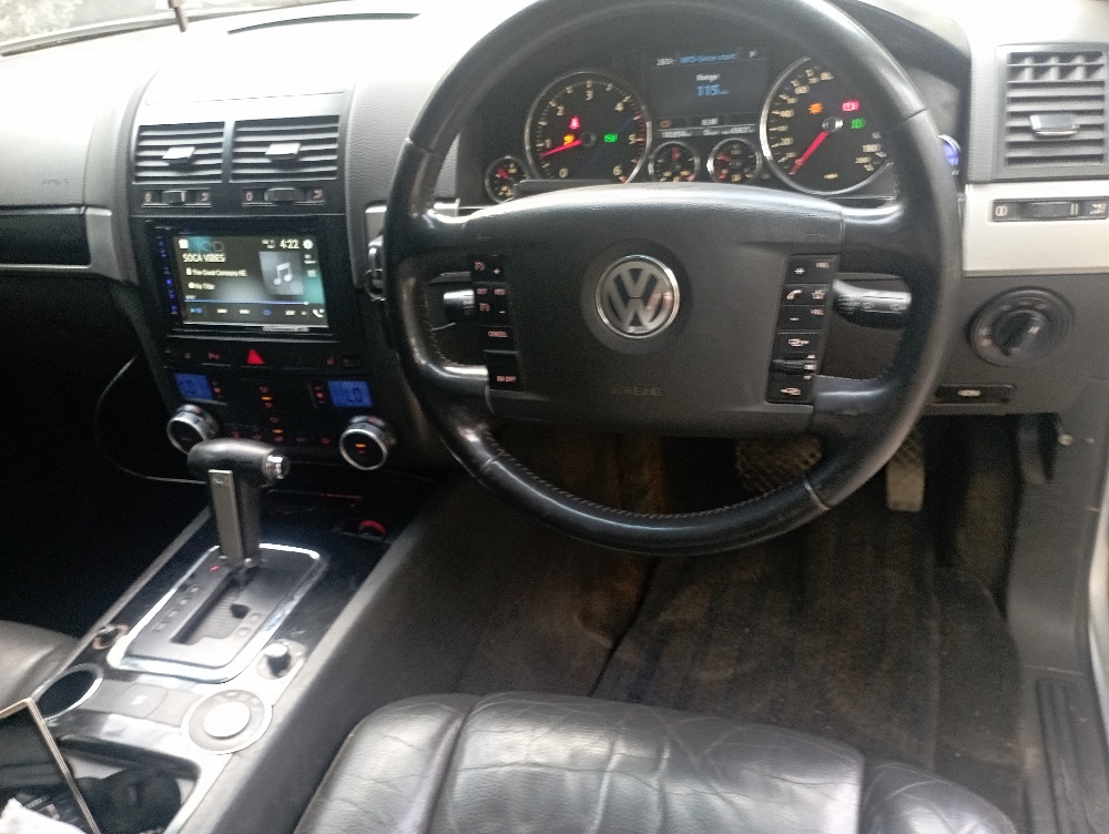 Best cars in kenya - volkswagen-toureg-iid-1067