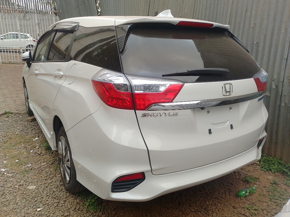 Best cars in kenya - honda-shuttle-iid-1037
