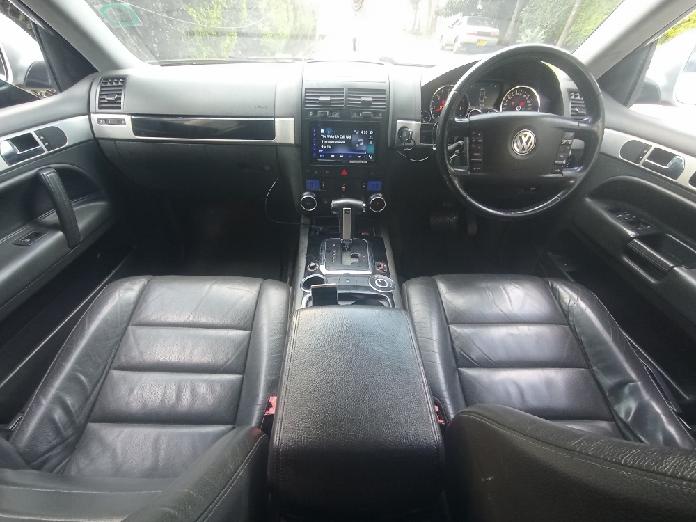 Best cars in kenya - volkswagen-toureg-iid-1067