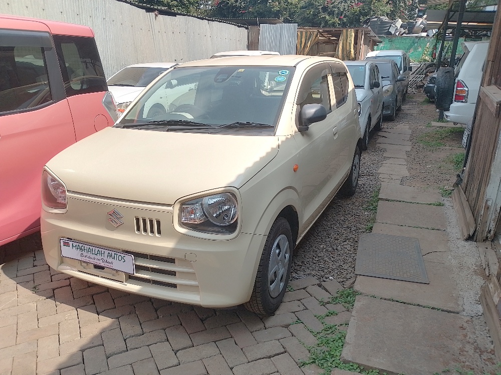 Best cars in kenya - suzuki-alto-iid-1054