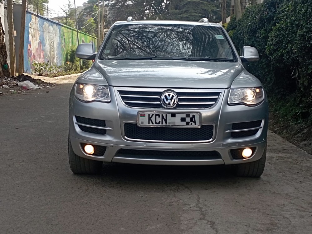 Best cars in kenya - volkswagen-toureg-iid-1067