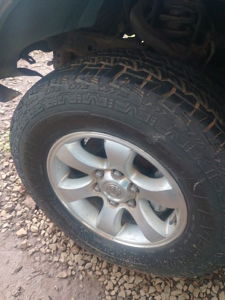 Best cars in kenya - toyota-land-cruiser-prado-iid-1031