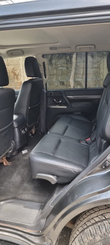 Best cars in kenya - mitsubishi-pajero-iid-1070