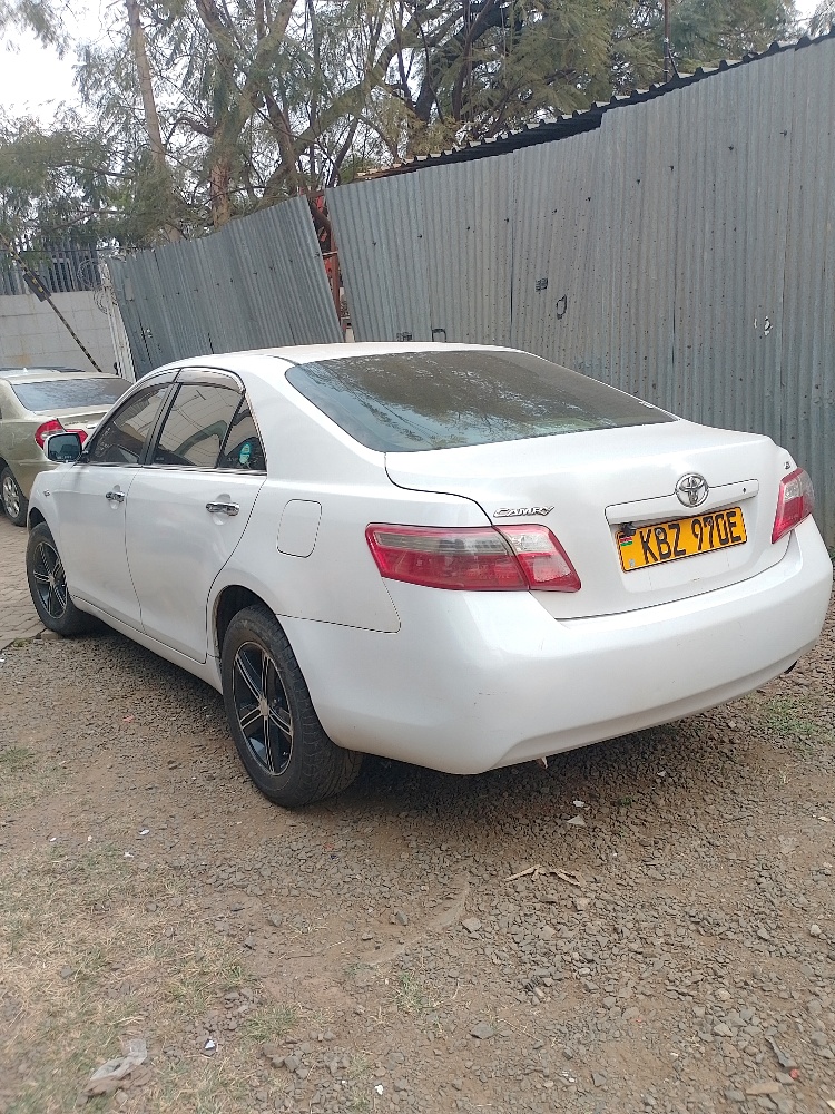 Best cars in kenya - toyota-camry-iid-1064