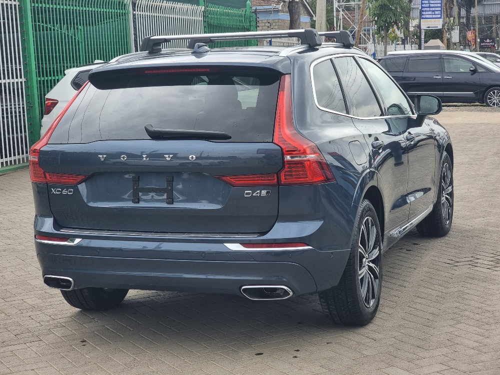 Best cars in kenya - volvo-s60-iid-1042