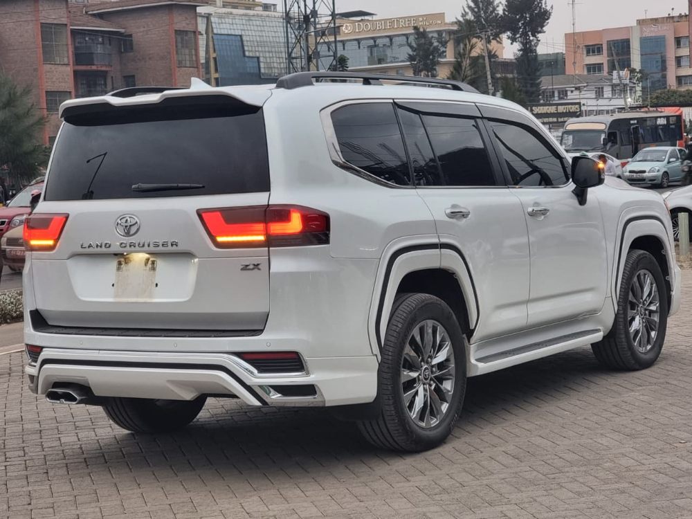 Best cars in kenya - toyota-land-cruiser-iid-1076