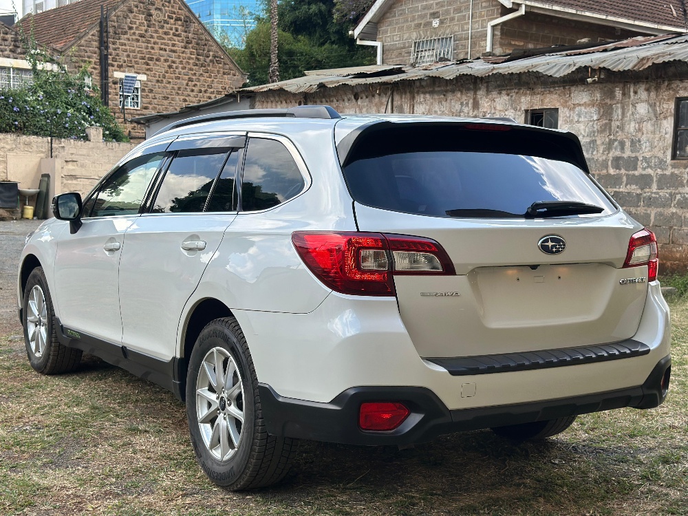 Best cars in kenya - subaru-outback-iid-1081
