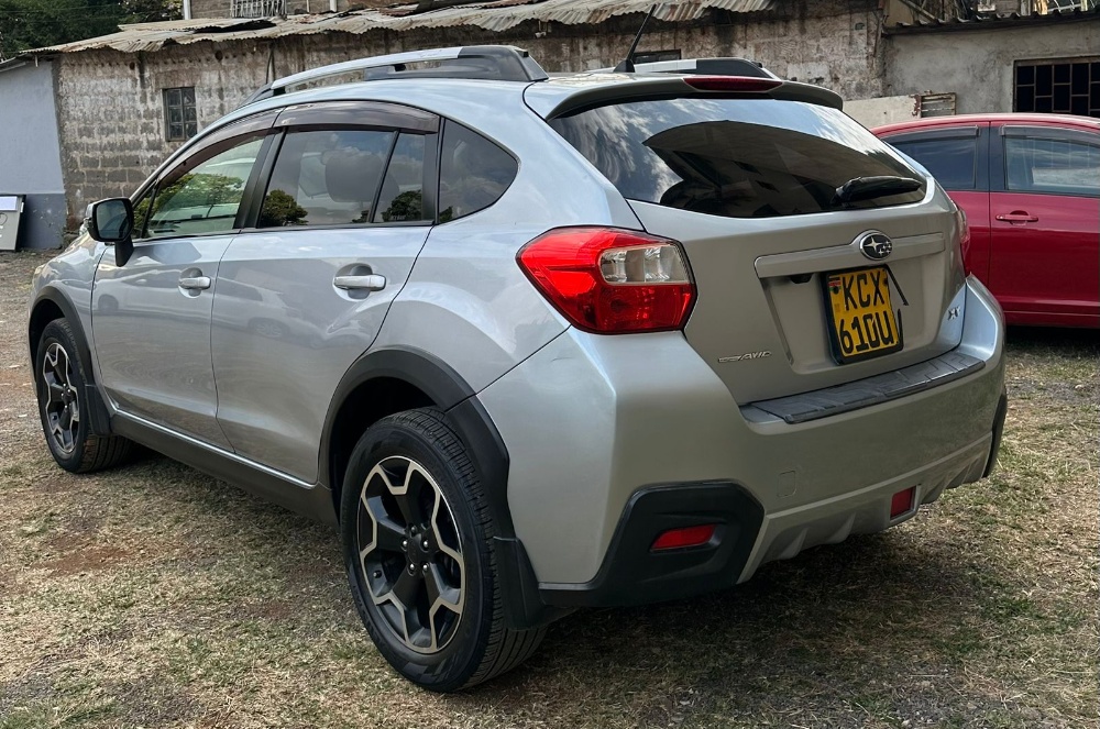 Best cars in kenya - subaru-xv-iid-1084