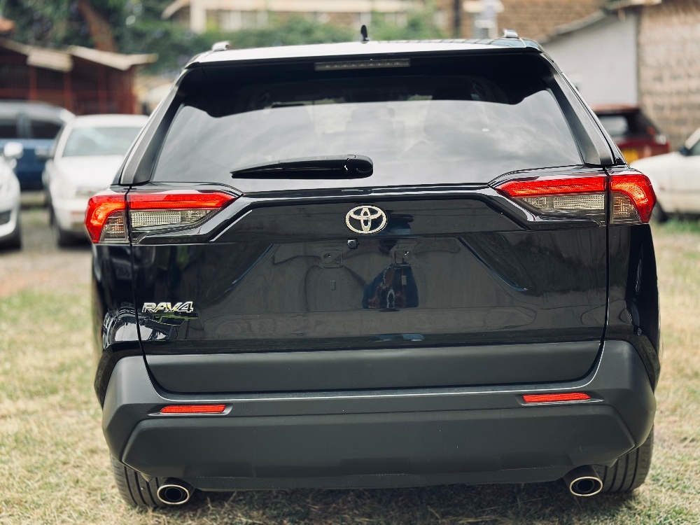 Best cars in kenya - toyota-rav-4-iid-1049