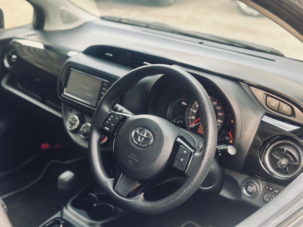 Best cars in kenya - toyota-vitz-iid-1046