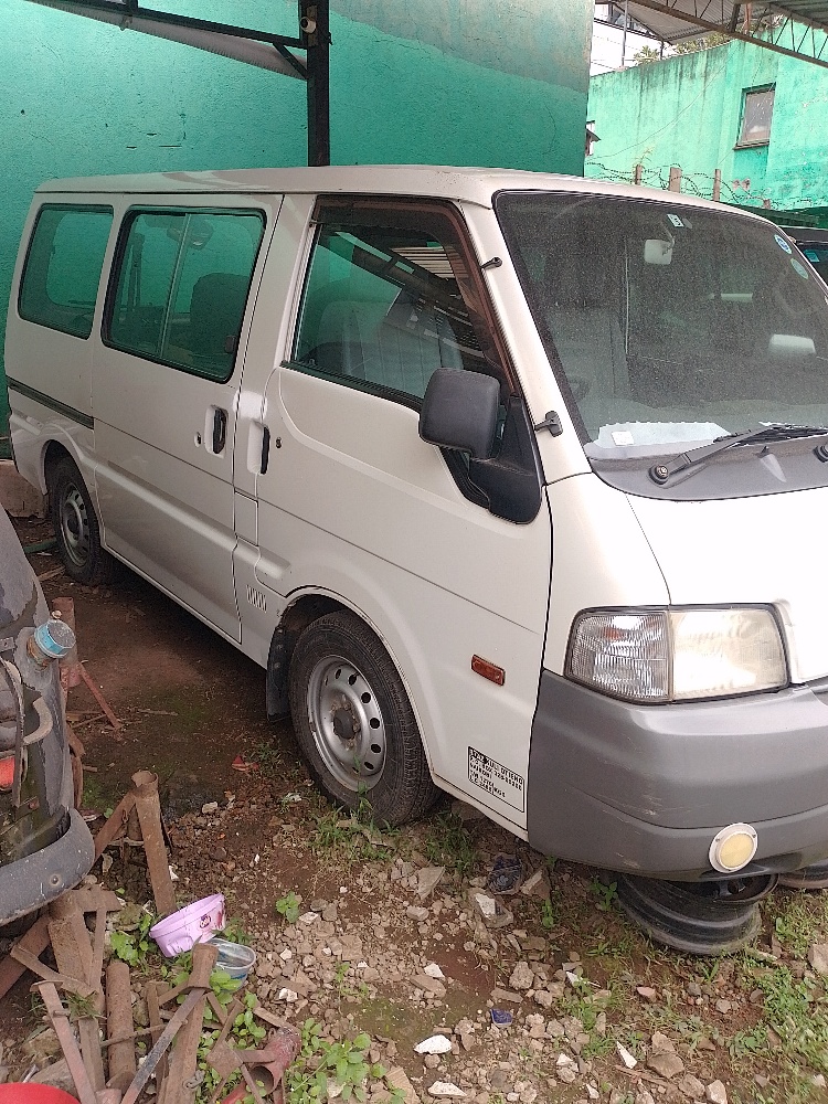 Best cars in kenya - nissan-vanette-iid-1033
