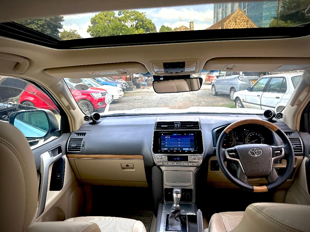 Best cars in kenya - toyota-land-cruiser-prado-iid-1050