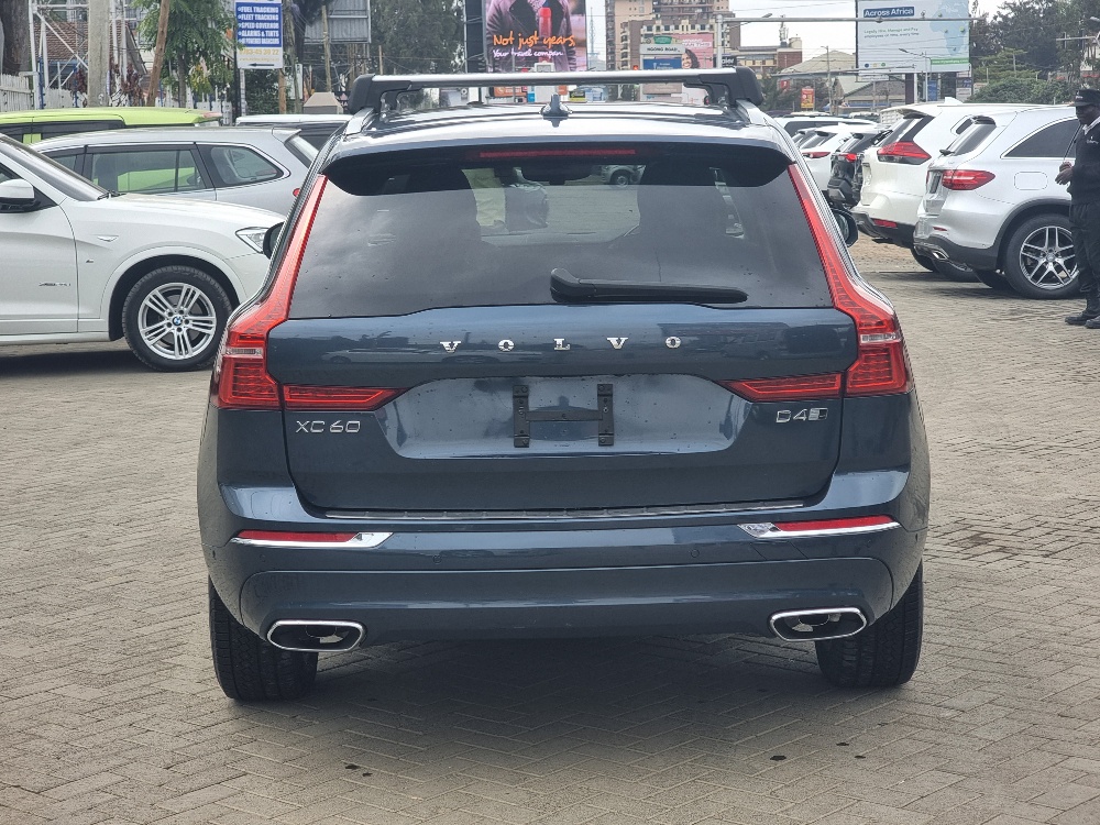 Best cars in kenya - volvo-s60-iid-1042