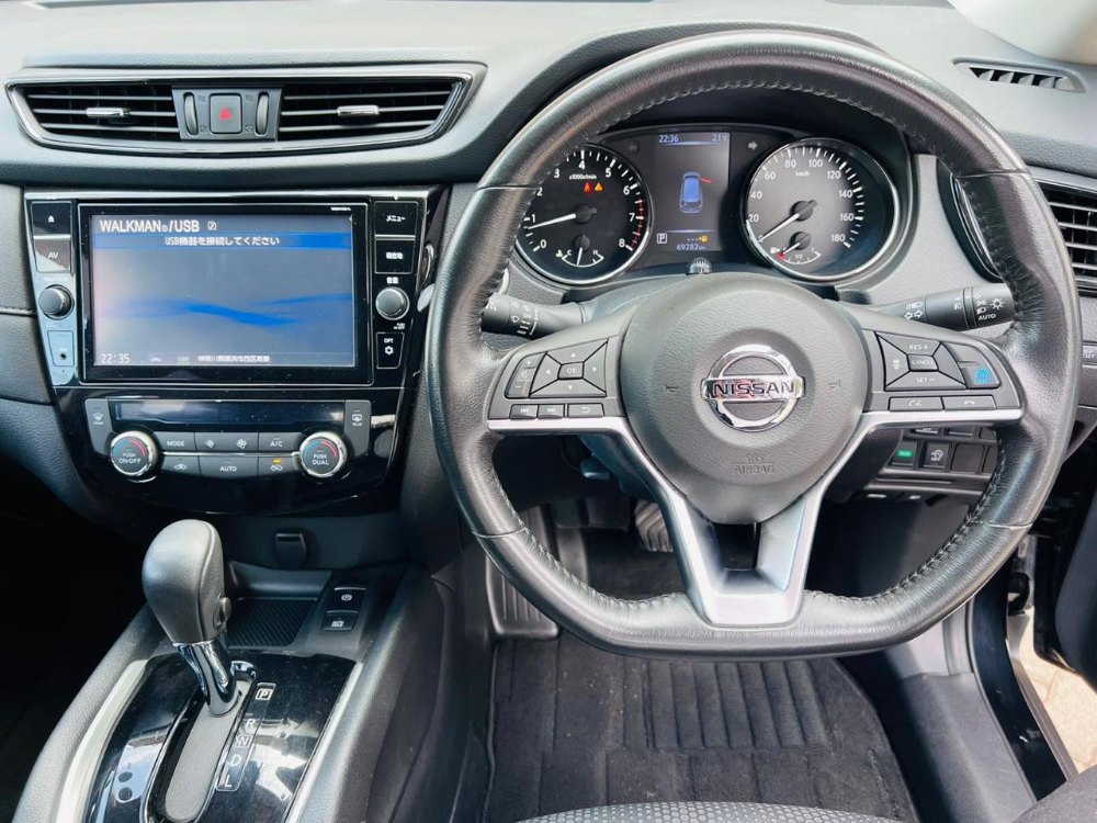 Best cars in kenya - nissan-x-trail-iid-1071