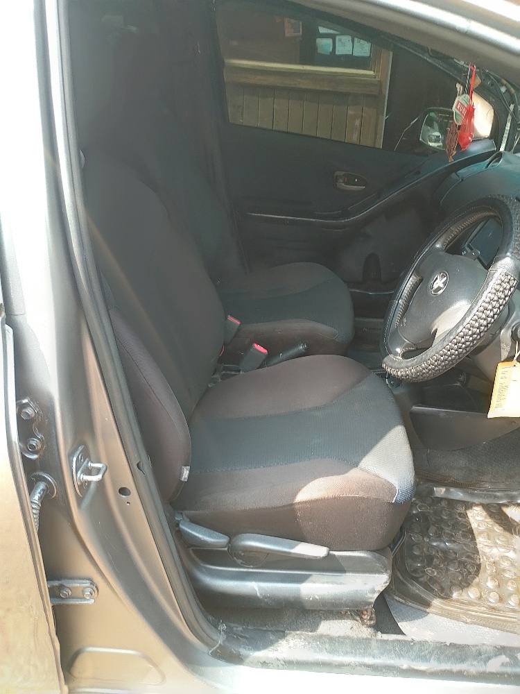 Best cars in kenya - toyota-vitz-iid-1066